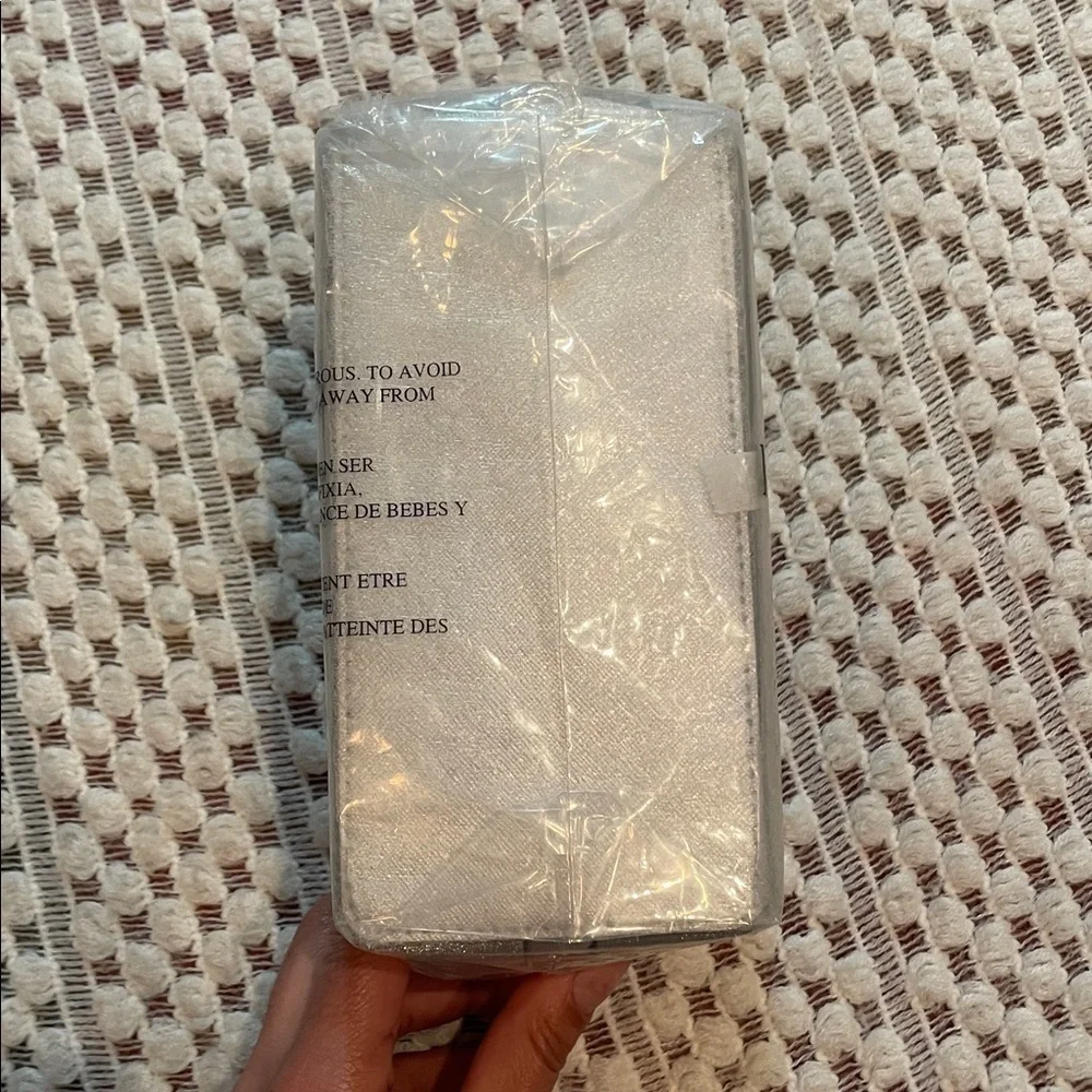 NWT Kate Spade Shimmy Glitter Small Cosmetic Case (Lunar Light Silver)